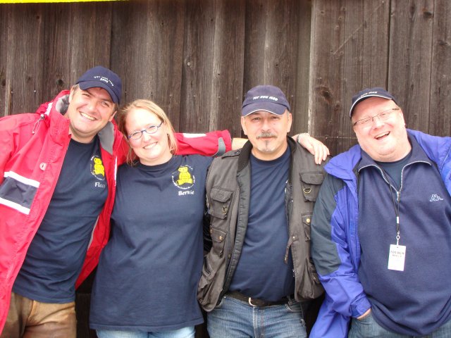 AZ Erleichterung und Freude über den Toy Run 2009 beim Vorstand